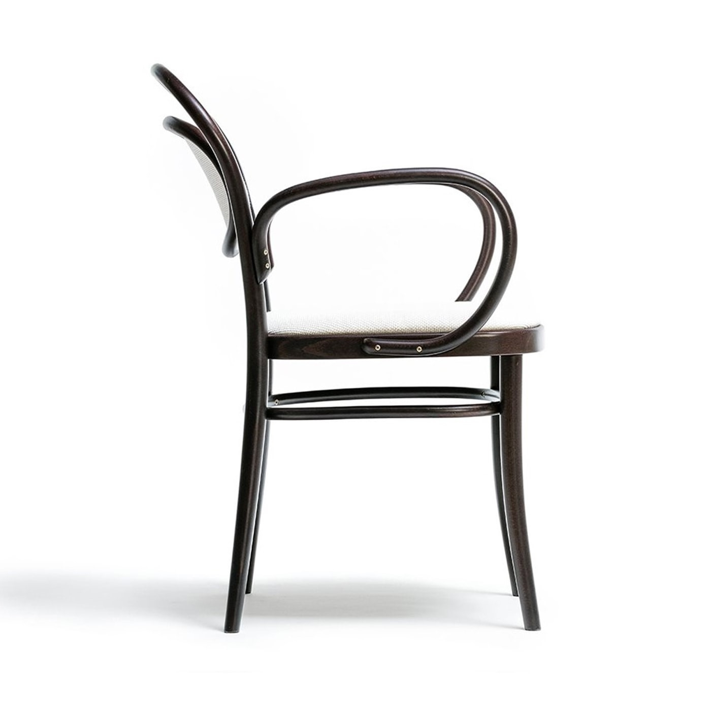 Viennese chair upholstered with armrests B-020 Ton