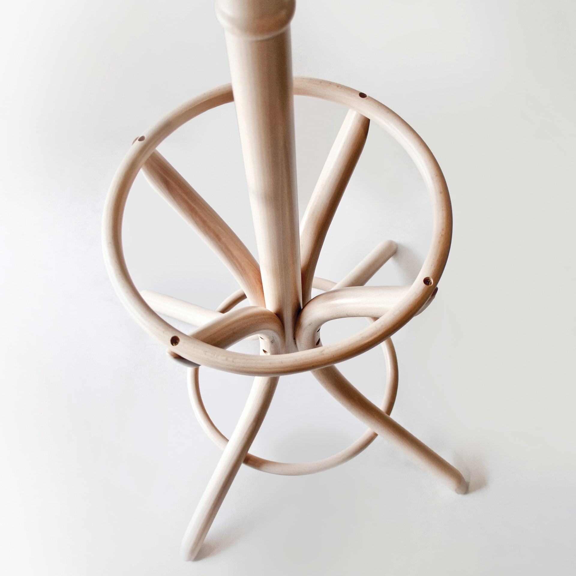 Beech wood coat stand P-1042