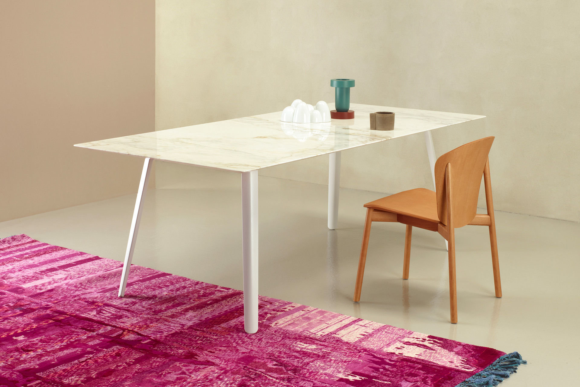 Die-cast aluminum table with a rectangular 82x39" marble top Squid M 2433
