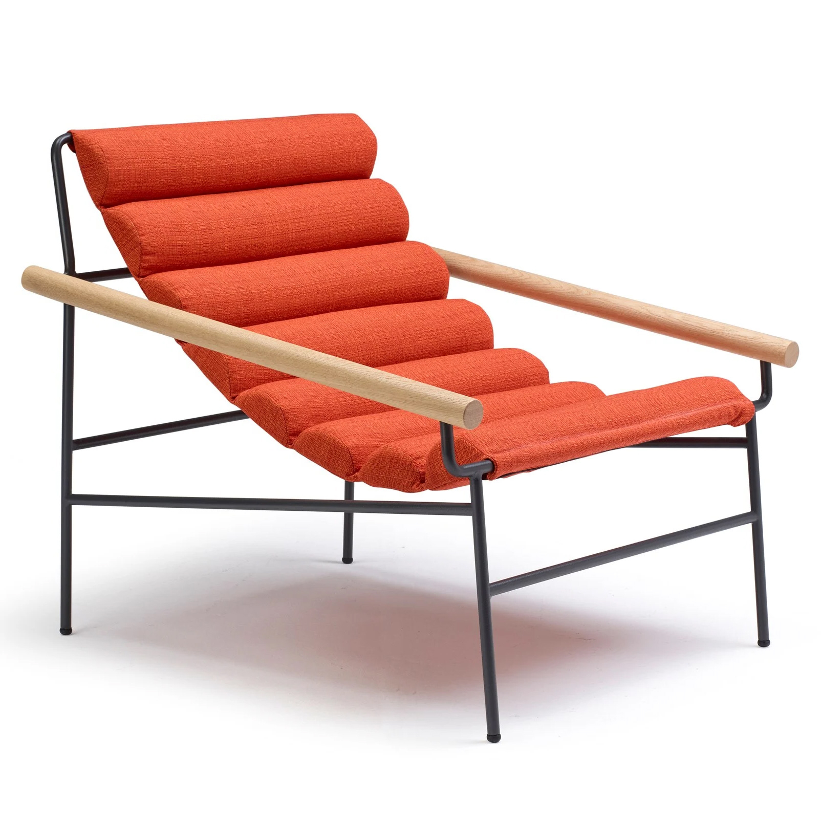 Steel chaise lounger with oak armrests Dress Code Fashion Indoor