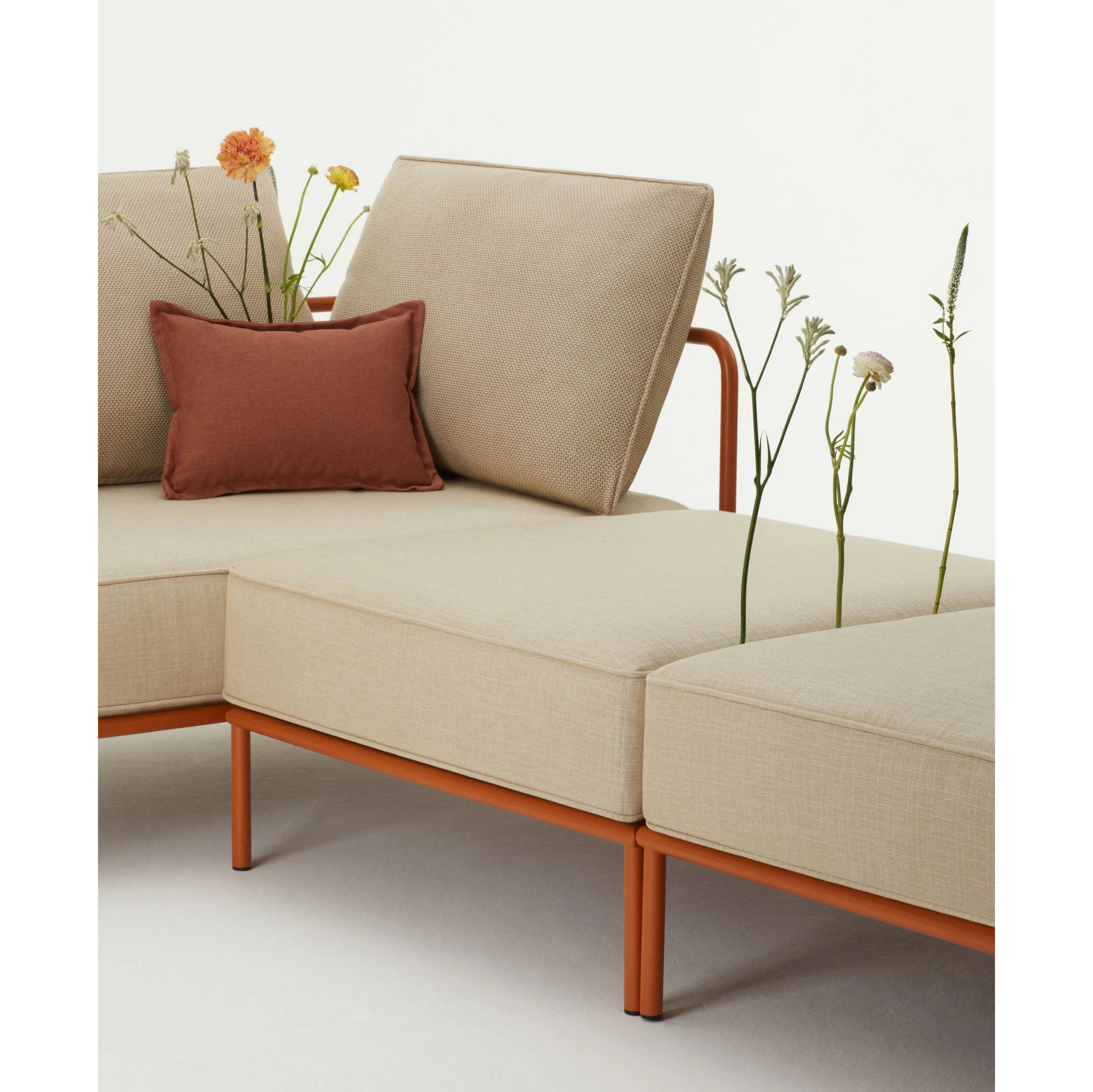Outdoor metal chaise longue with right armrest FLAP