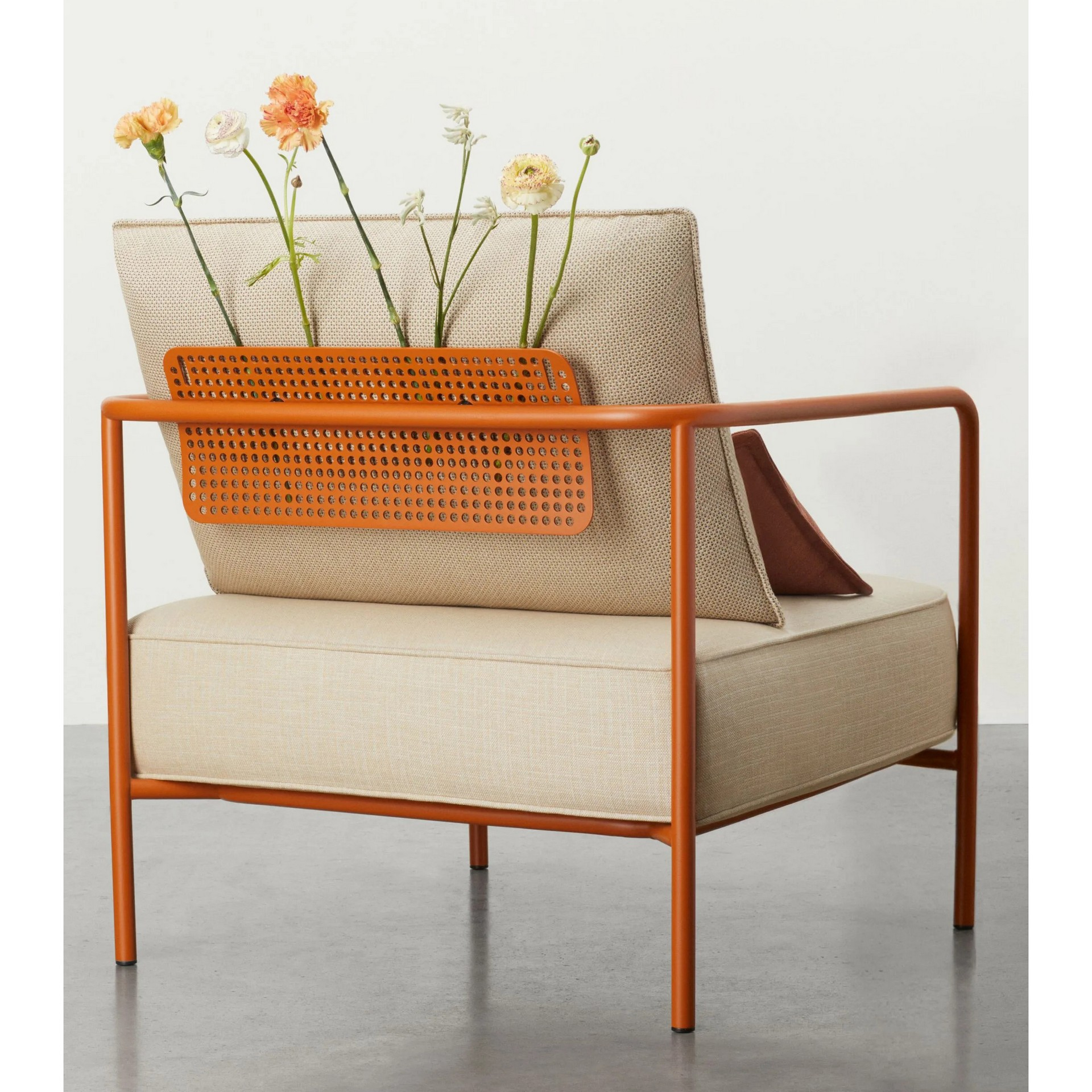 Outdoor fabric lounge armchair with metal frame D-2905 FLAP