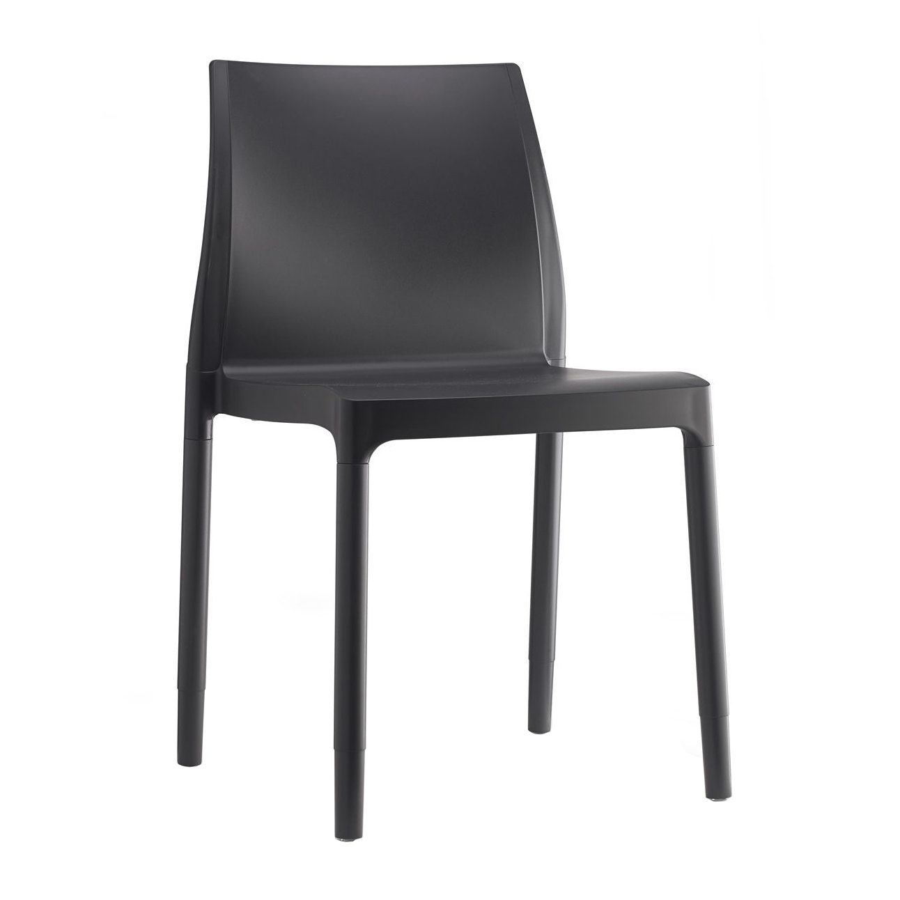Technopolymer chair with aluminum legs