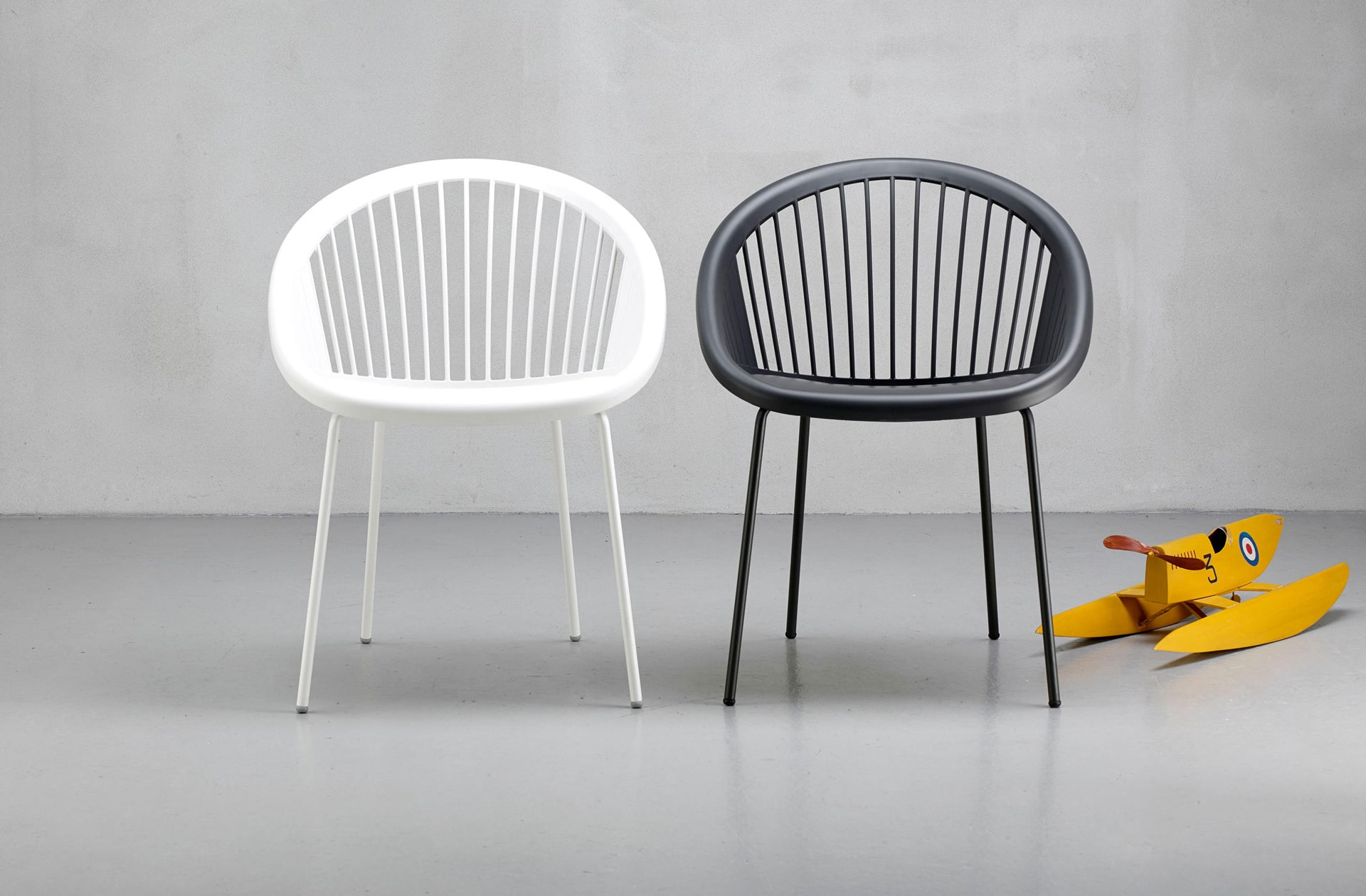 Stackable chair with legs in steel and technopolymer shell B-2684 Giulia