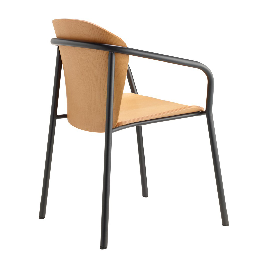 Armchair with wooden shell and metal frame B-2896 Finn Metal