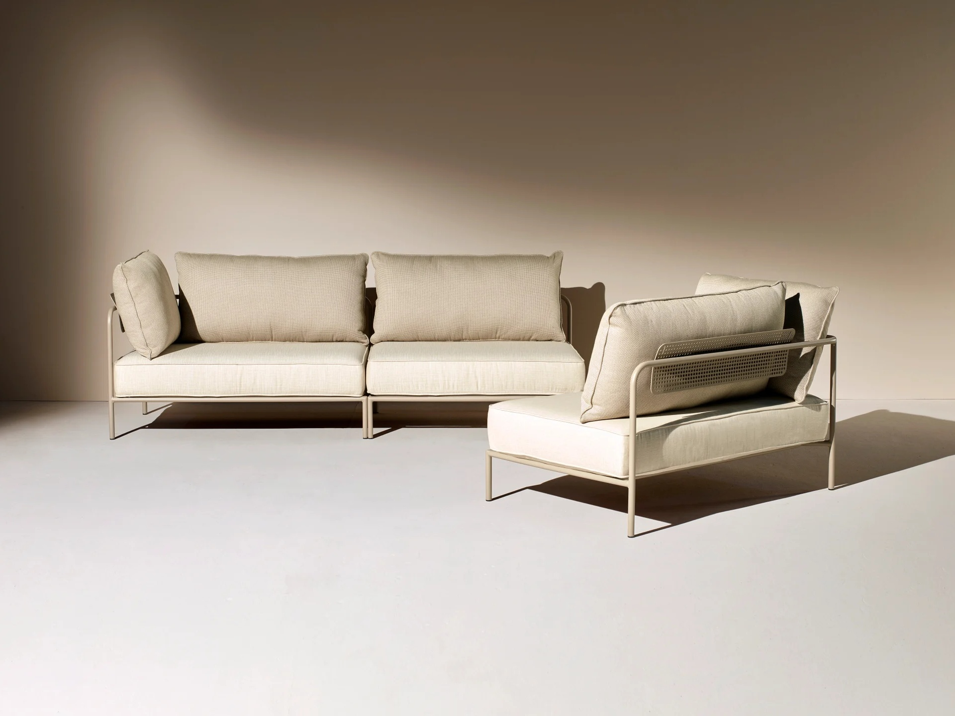 Modular 3-seater patio sofa with metal frame FLAP