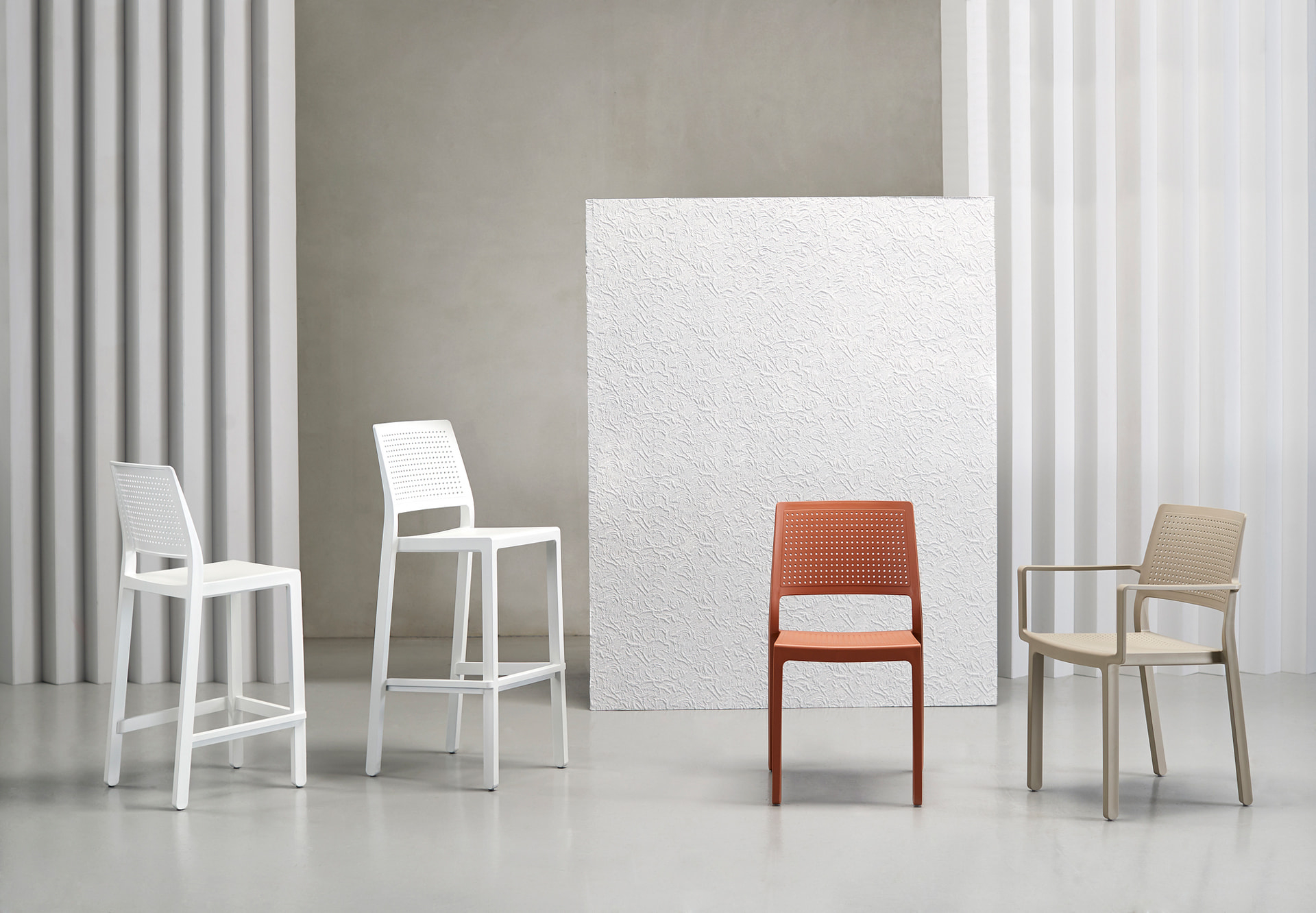 Stackable technopolymer bar stool H-2345 Emi
