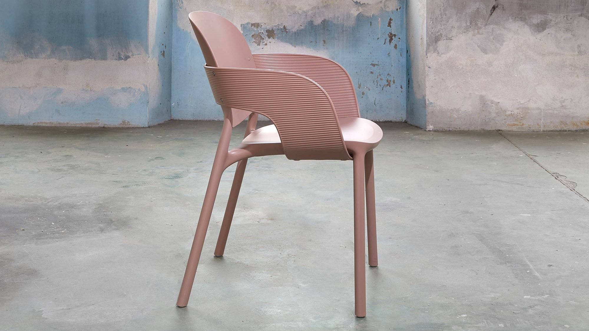 Stackable chair made of technopolymer A-2380 HUG