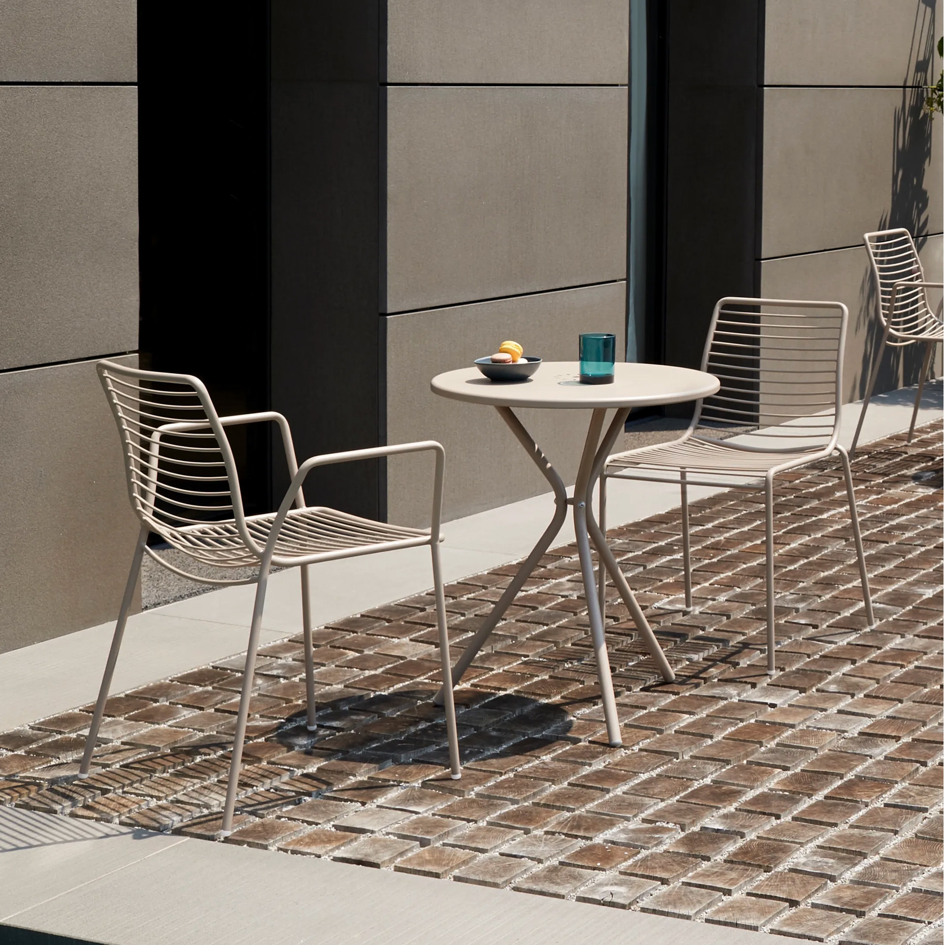 Stackable steel chair for outdoor use A-2522 Summer