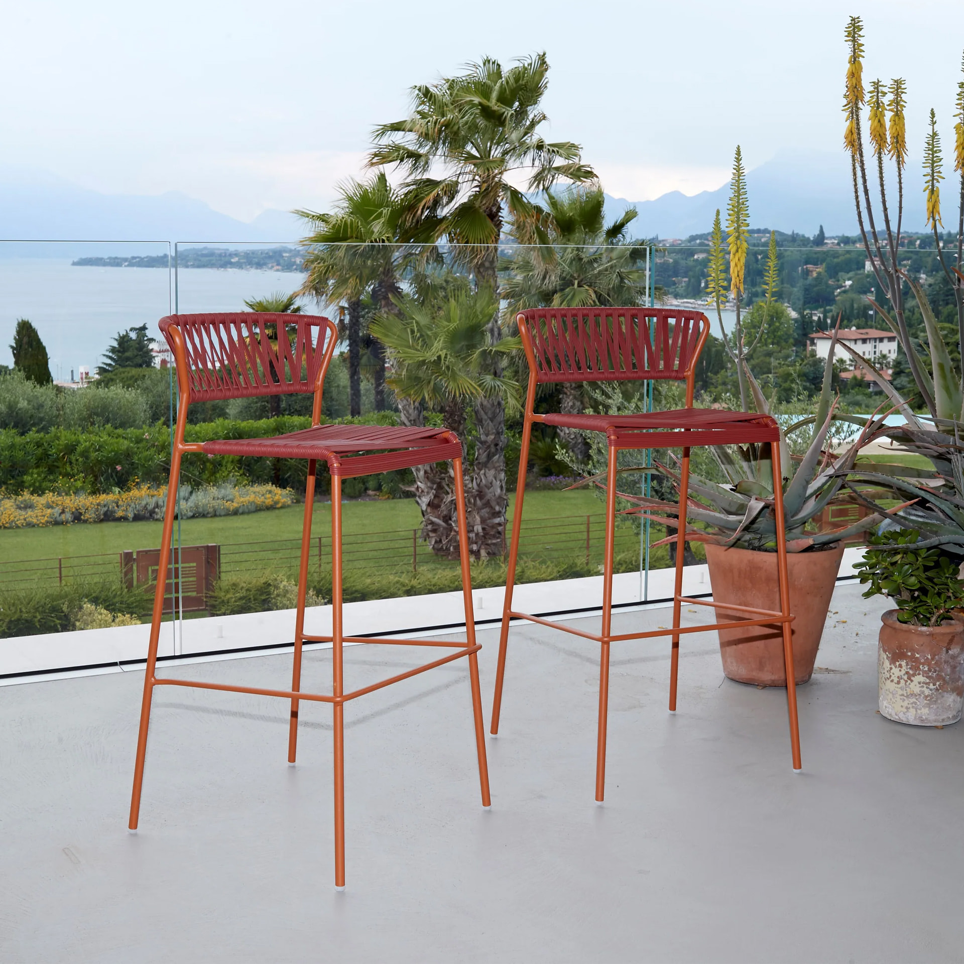 Stackable outdoor bar stool in steel and woven PVC wires H-2875 Lisa Club