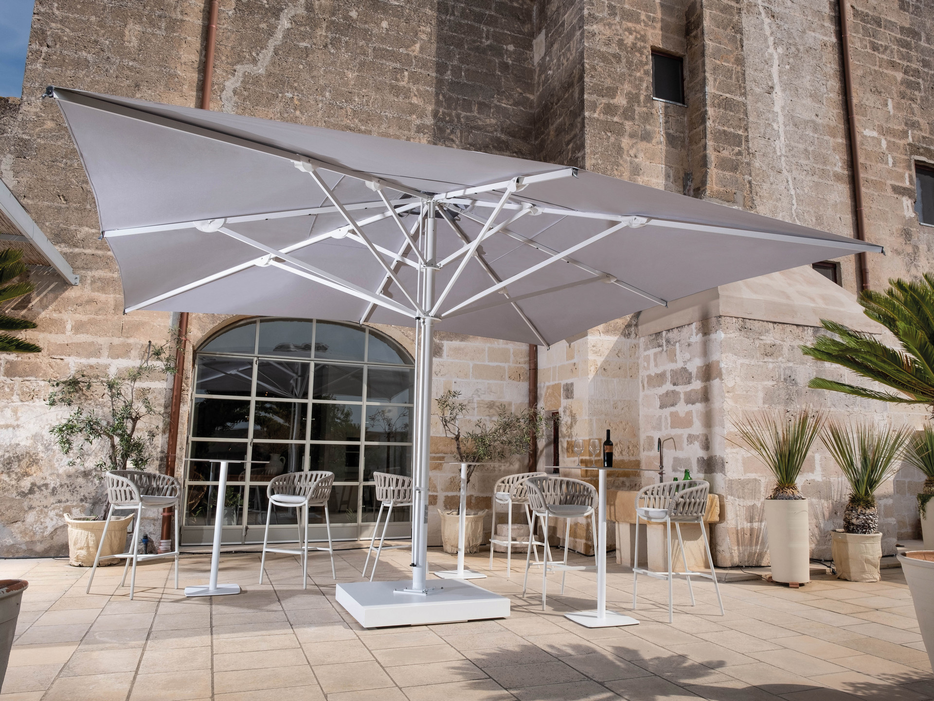 10'x13' Rectangular telescopic central pole umbrella Capri