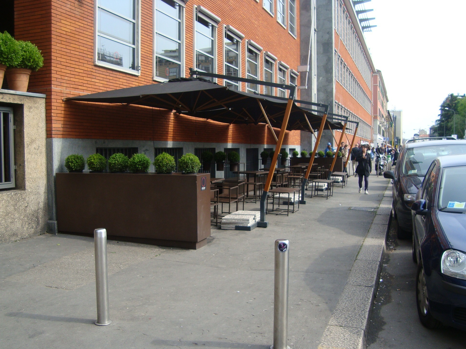 10'x10' Square Cantilever Umbrella Pompei