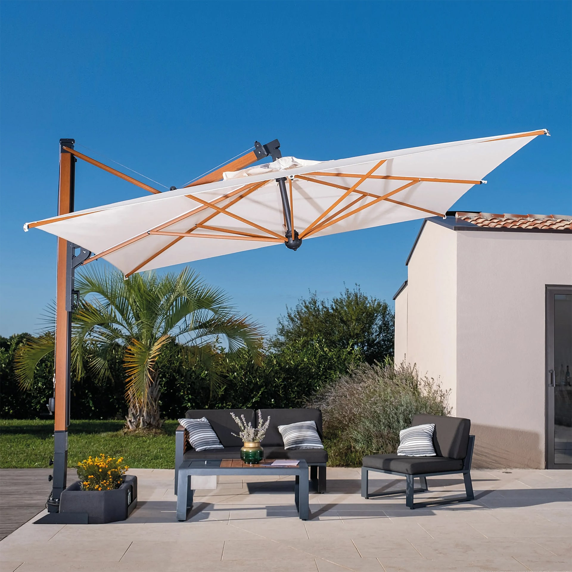 10 Ft Cantilever umbrella with retractable system Galileo C3030