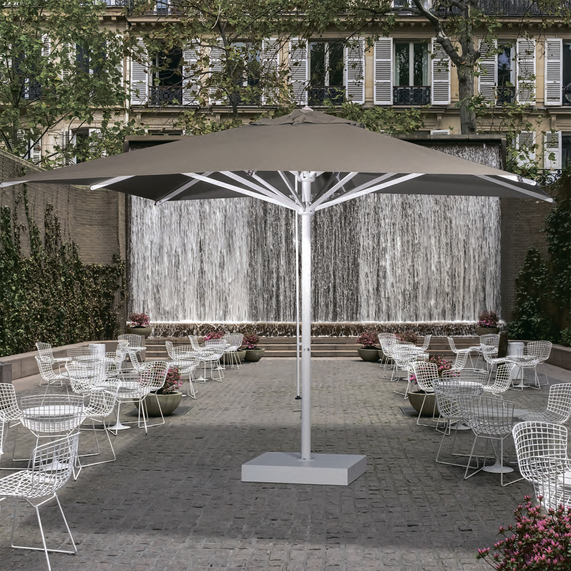 10'x10' Square telescopic central pole umbrella Verona