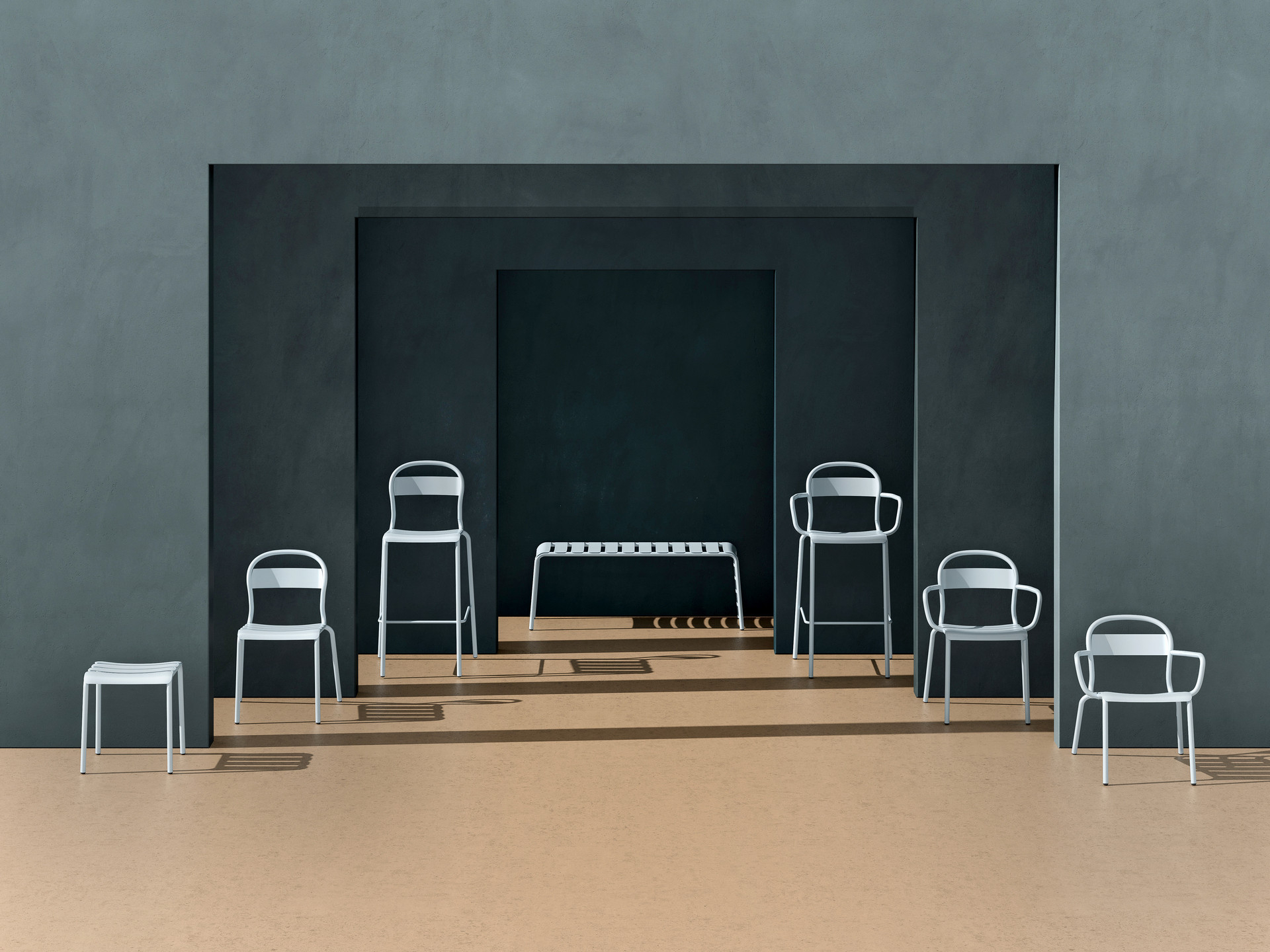 Aluminum stackable lounge armchair M-Stecca