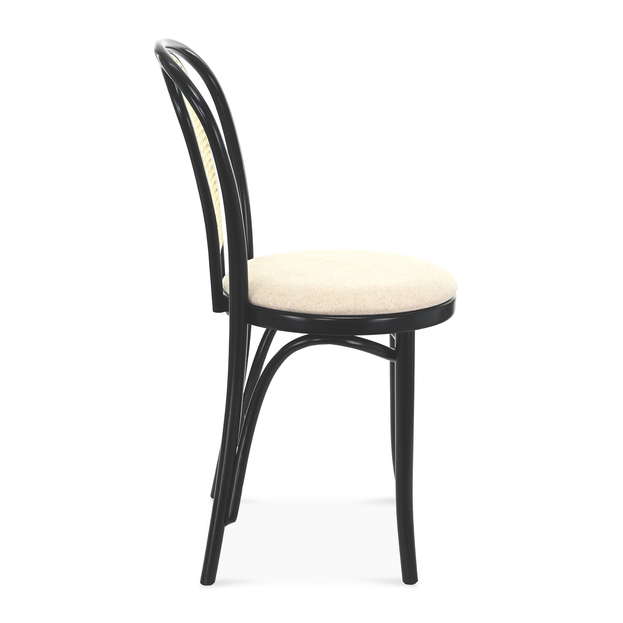 Bentwood chair with Vienna straw backrest A-18/5
