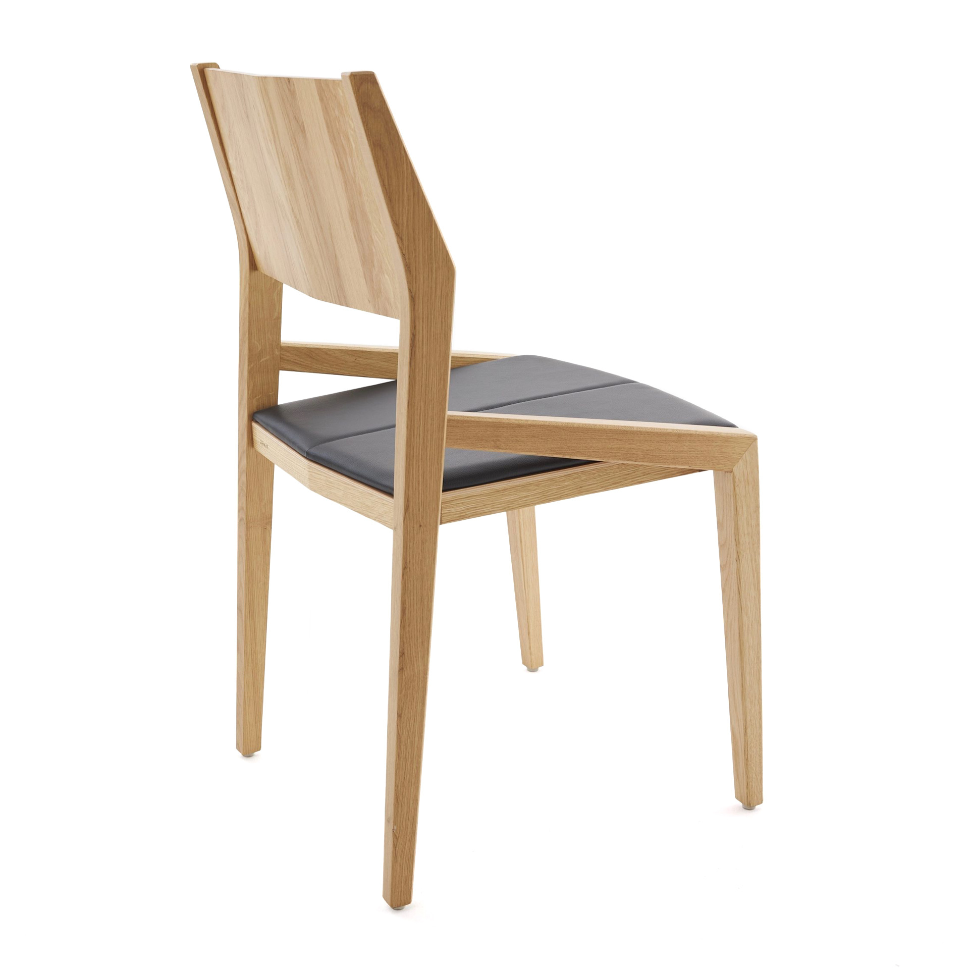 Silla de madera con asiento macizo o acolchado A-3042