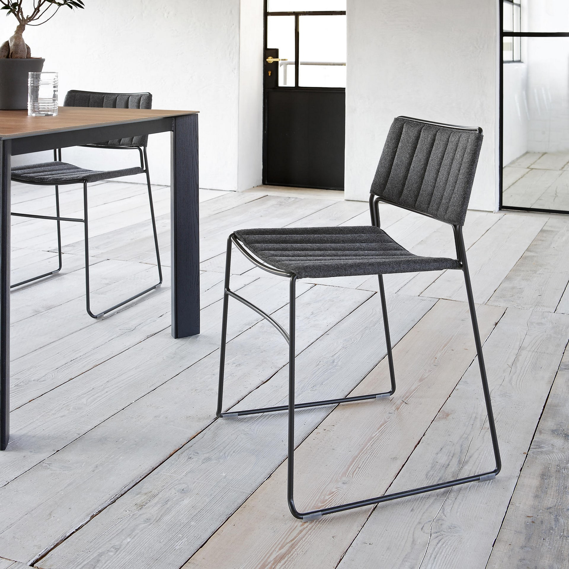 Stackable steel chair with seat and back in fabric or leather A-Slim SM TS