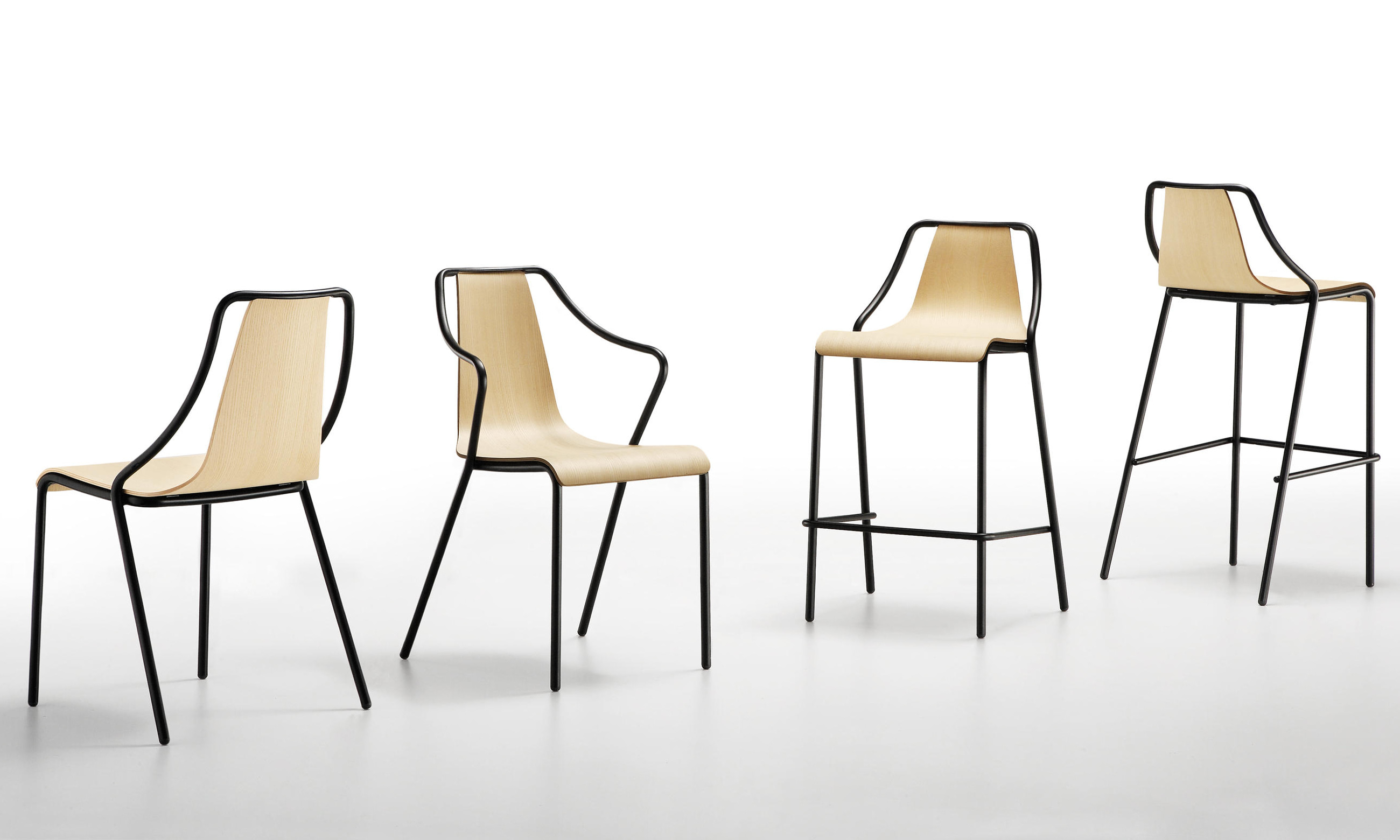 Stackable bar stool with wooden seat and back H-Ola M LG