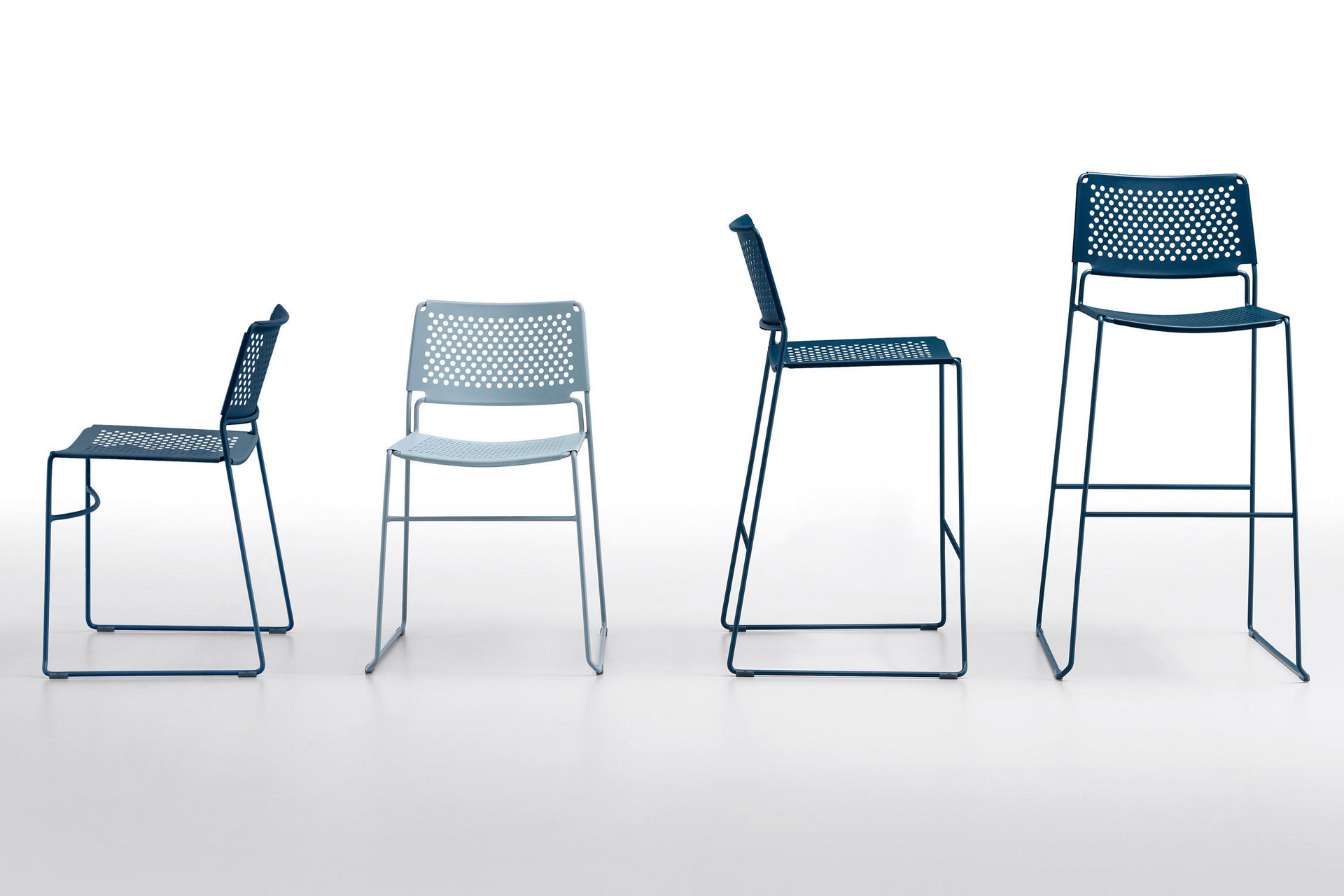 Stackable sled base steel chair A-Slim SM