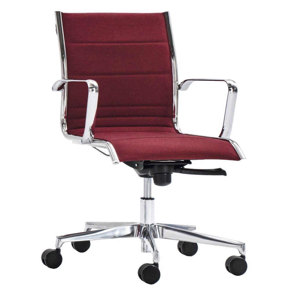 Medium back executive chair with castors