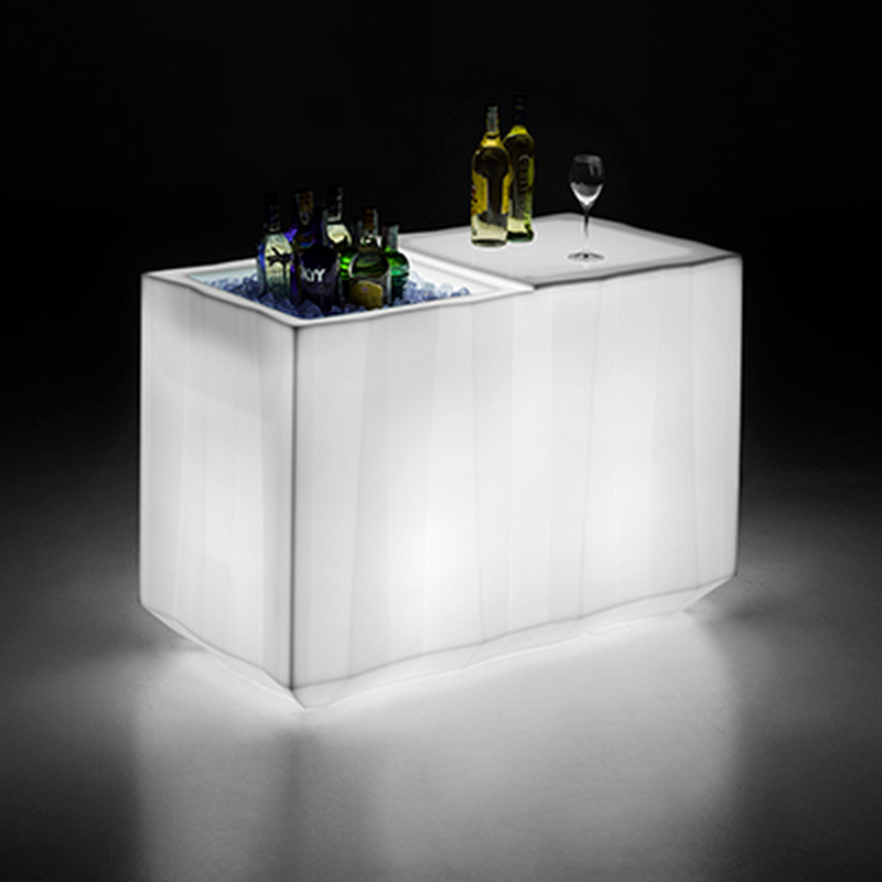 Polyethylene catering counter Frozen