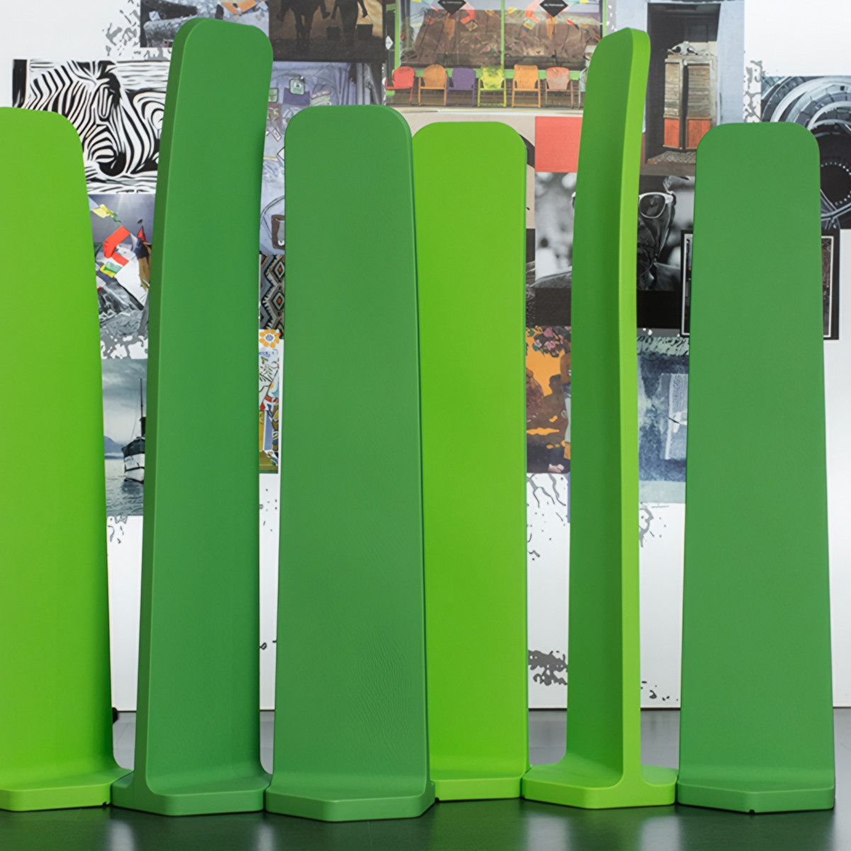 Polyethylene modular divider Gradient