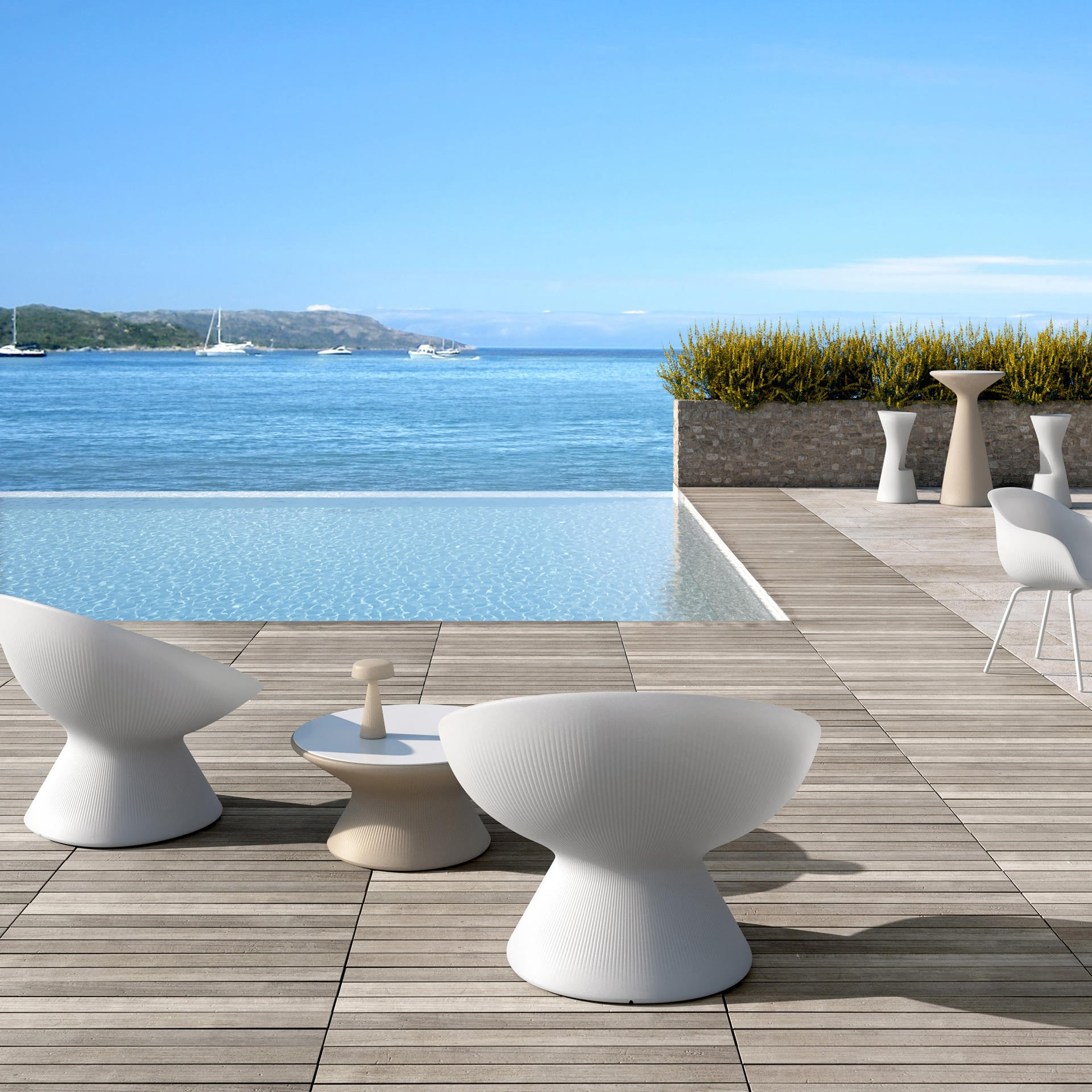 Polyethylene lounge armchair M-Fade