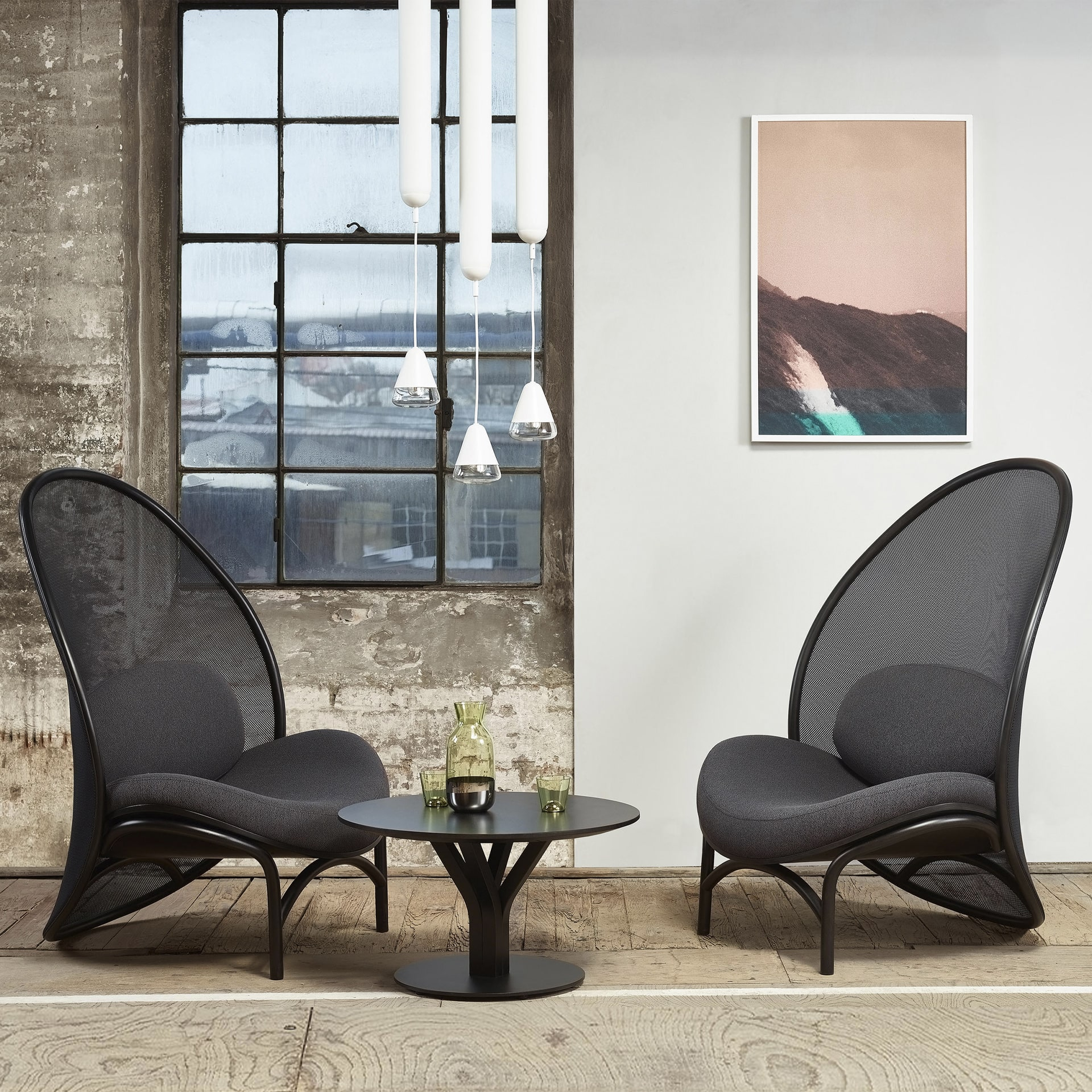 Restaurant upholstered lounge chair with wooden legs M-Chips