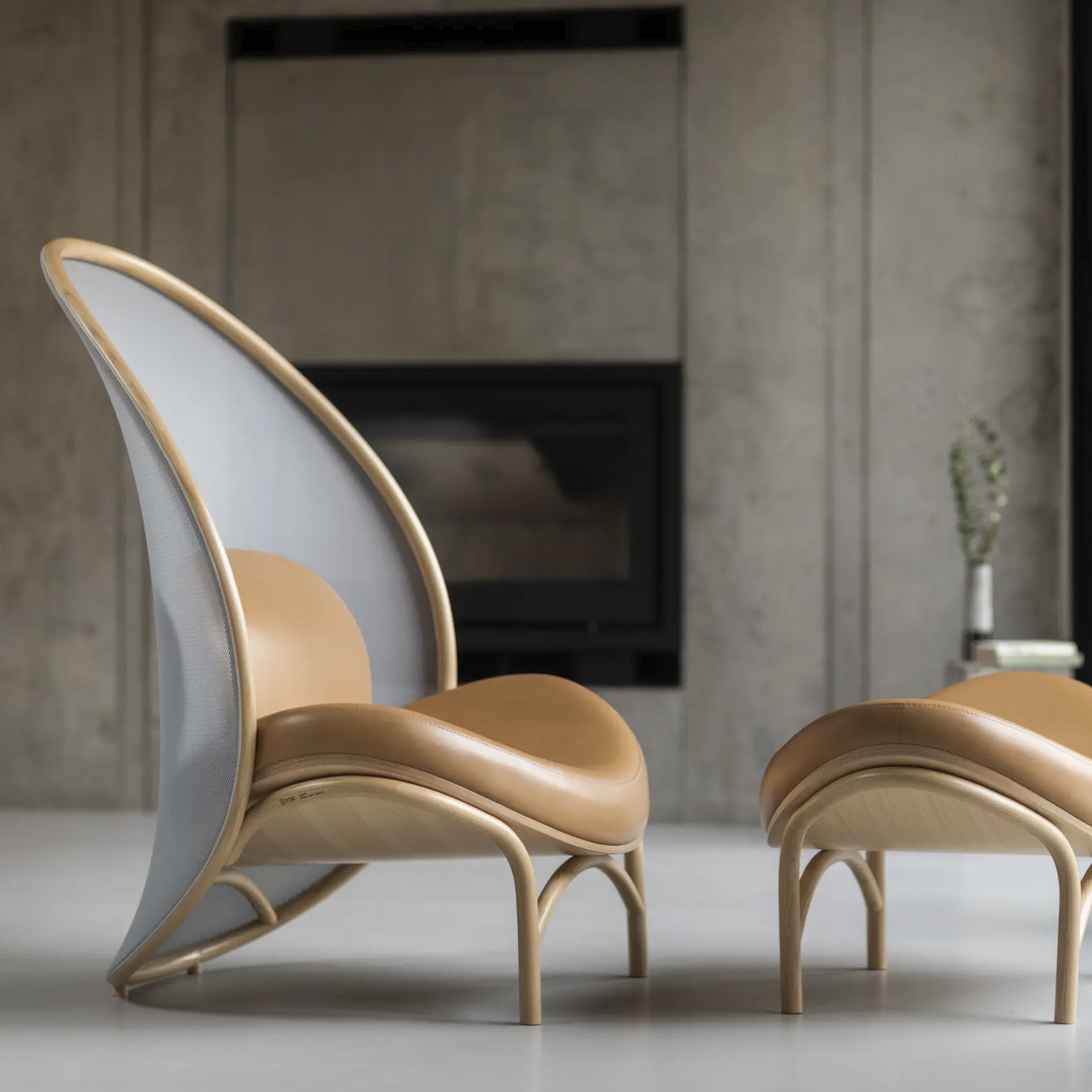 Restaurant upholstered lounge chair with wooden legs M-Chips