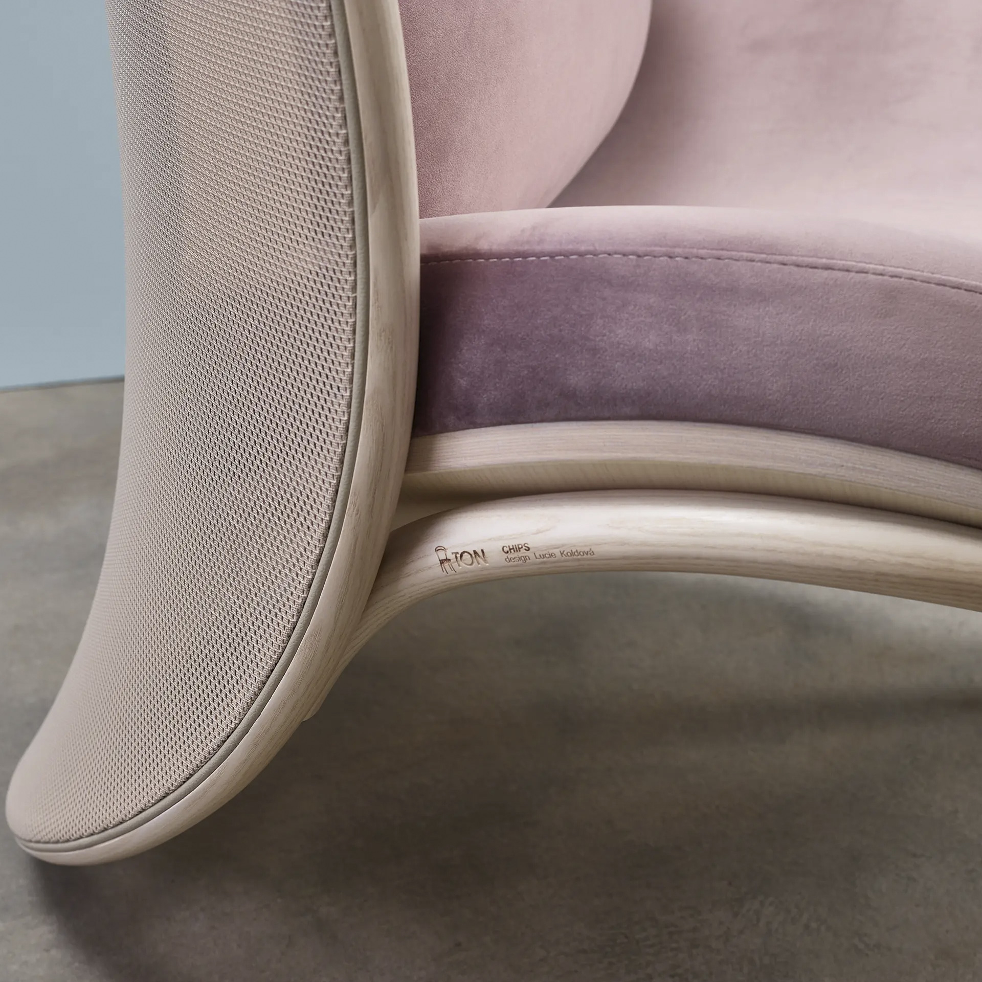 Restaurant upholstered lounge chair with wooden legs M-Chips